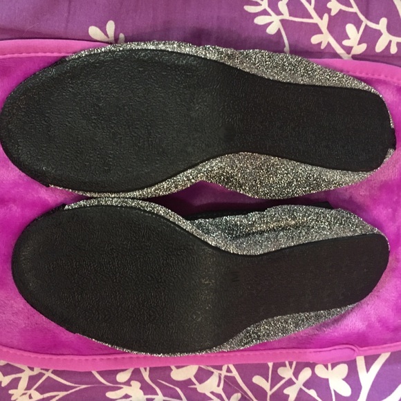 Woman’s sparkle SideKicks Foldable take along slippers. Size-Medium - Picture 9 of 11